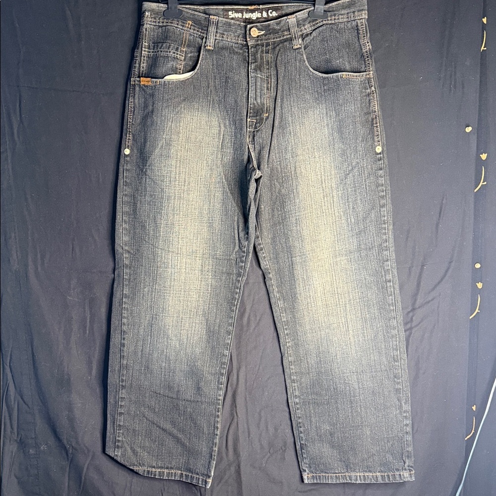 Stylish Relaxed Fit Jeans - Gray